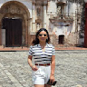 Meet your Posher, Karen damaris